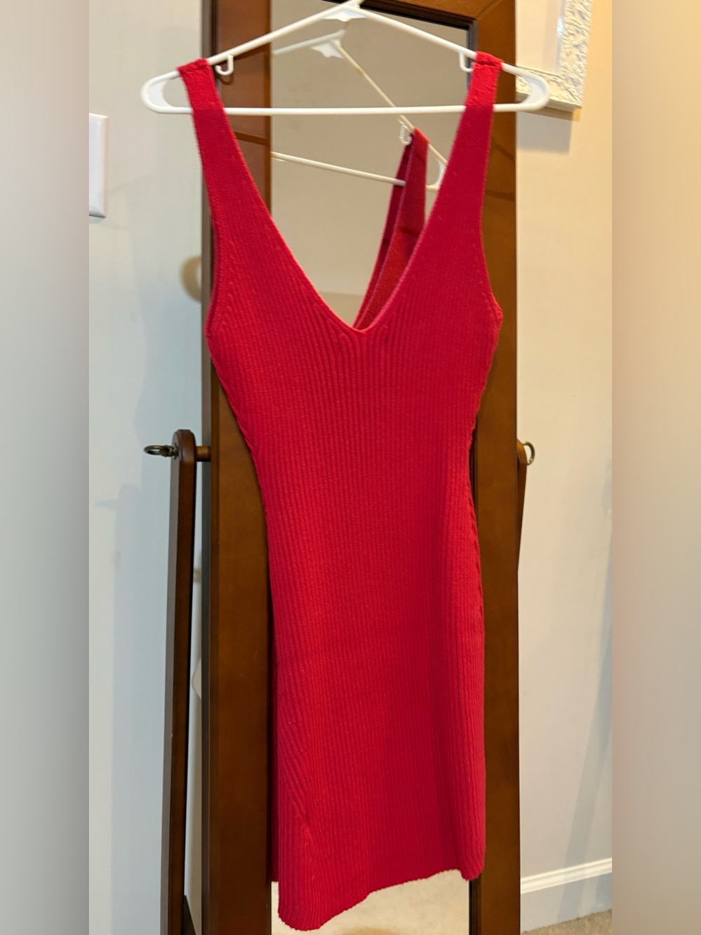 Frankie's Bikinis Red Ribbed V-Neck Slit Midi Dress - Picture 2 of 5